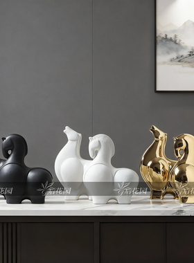 现代简约黑白陶瓷马摆件客厅酒柜装饰品样板房售楼处书柜软装摆设