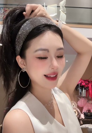 【芳华】韩国精致高级感镶钻宽面发箍女适合短发超宽遮白发头箍