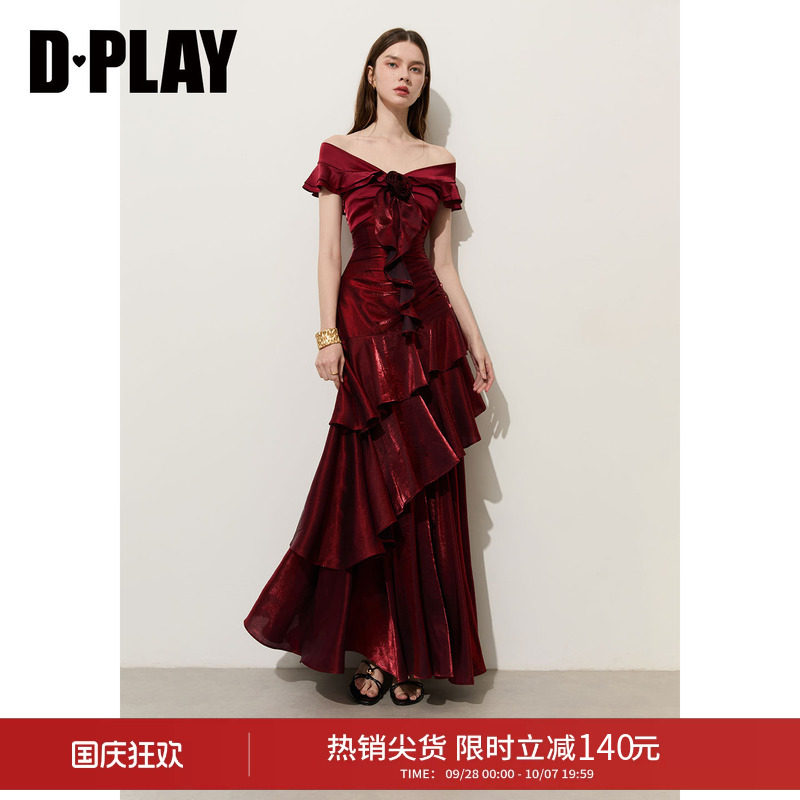 DPLAY法式红缎面一字肩显瘦连衣图片