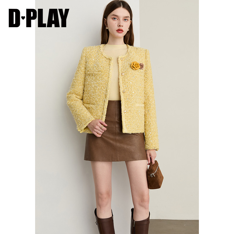 DPLAY【黑标】秋季新款黄色圆领亮钻粗花呢小香风外套女上衣