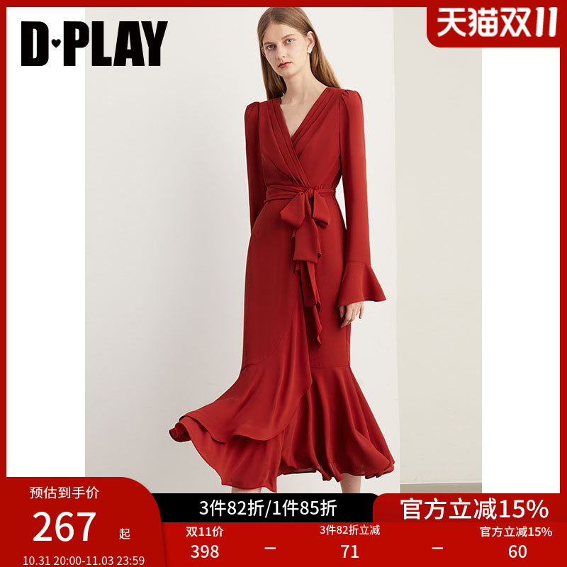 DPLAY2023新法式复古果酱红V领喇叭袖连衣裙回门服敬酒服轻礼服
