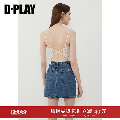 后背镂空，交叉绑带设计，自带胸垫