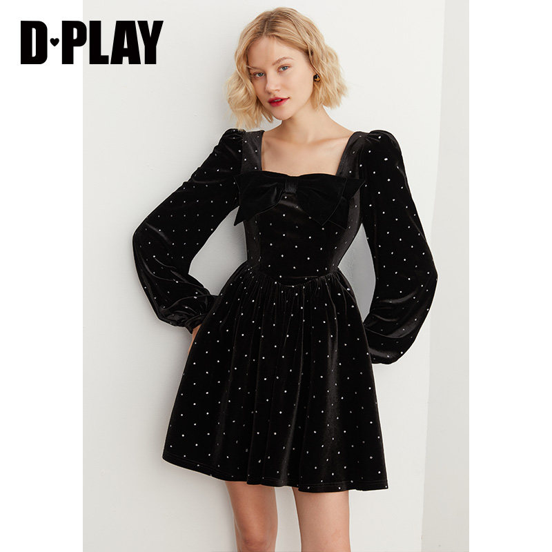 DPLAY秋装新复古方领轻奢感黑色丝绒连衣裙高腰蓬蓬大摆裙