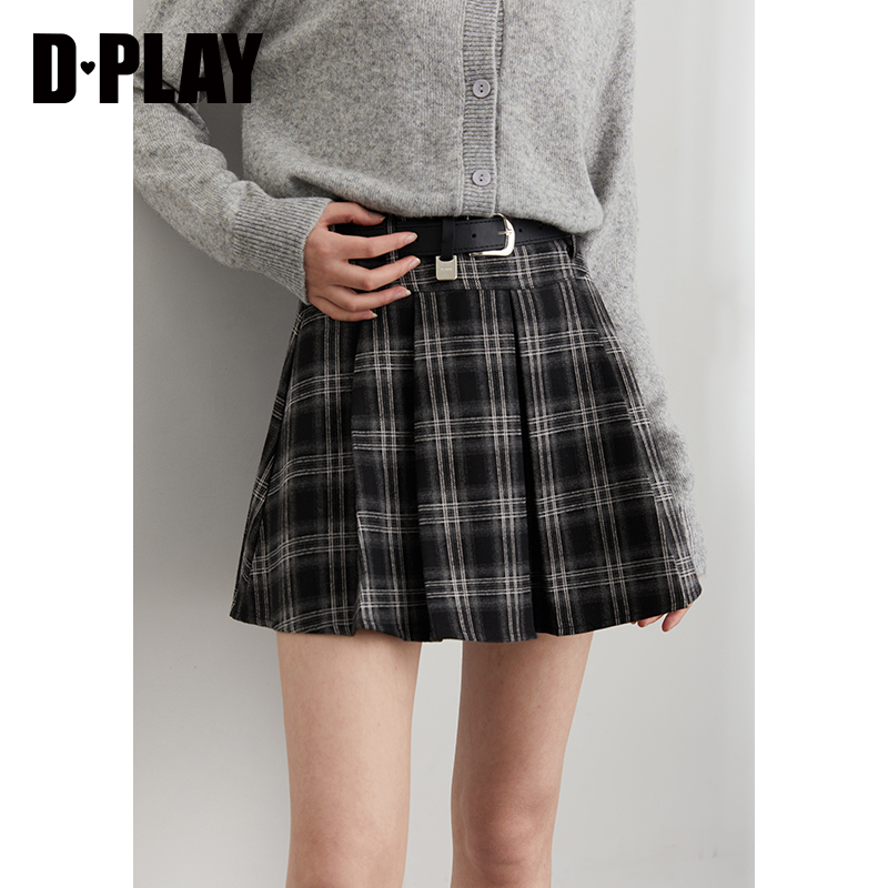 自带裤里，后中隐拉，时装面料