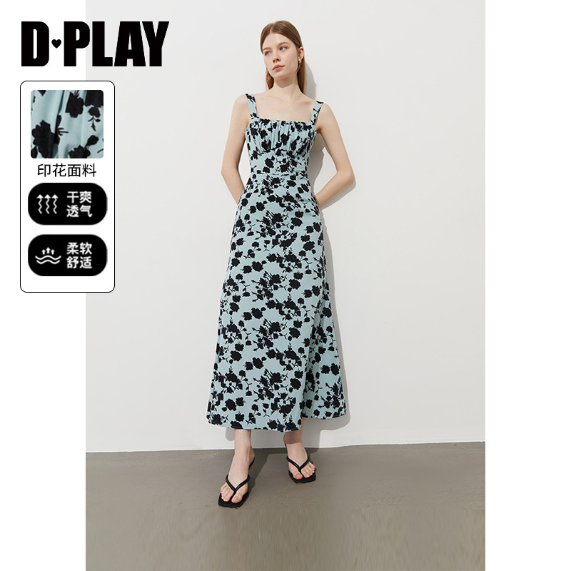 DPLAY前胸抽褶宽肩带连衣裙图片