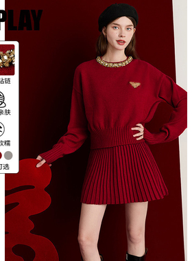 DPLAY2025年冬季慵懒风红色宽松圆领毛衣百搭羊毛混纺针织衫女