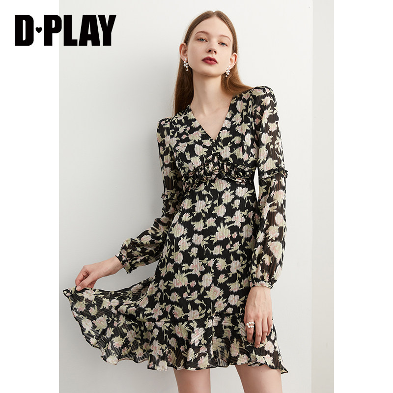 DPLAY德帕拉早秋装新款黑底粉花气质V领荷叶摆长袖雪纺连衣裙