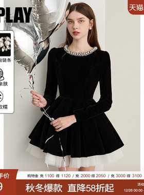 DPLAY2025年冬季新款黑色高级丝绒连衣裙女气质短款优雅小礼服