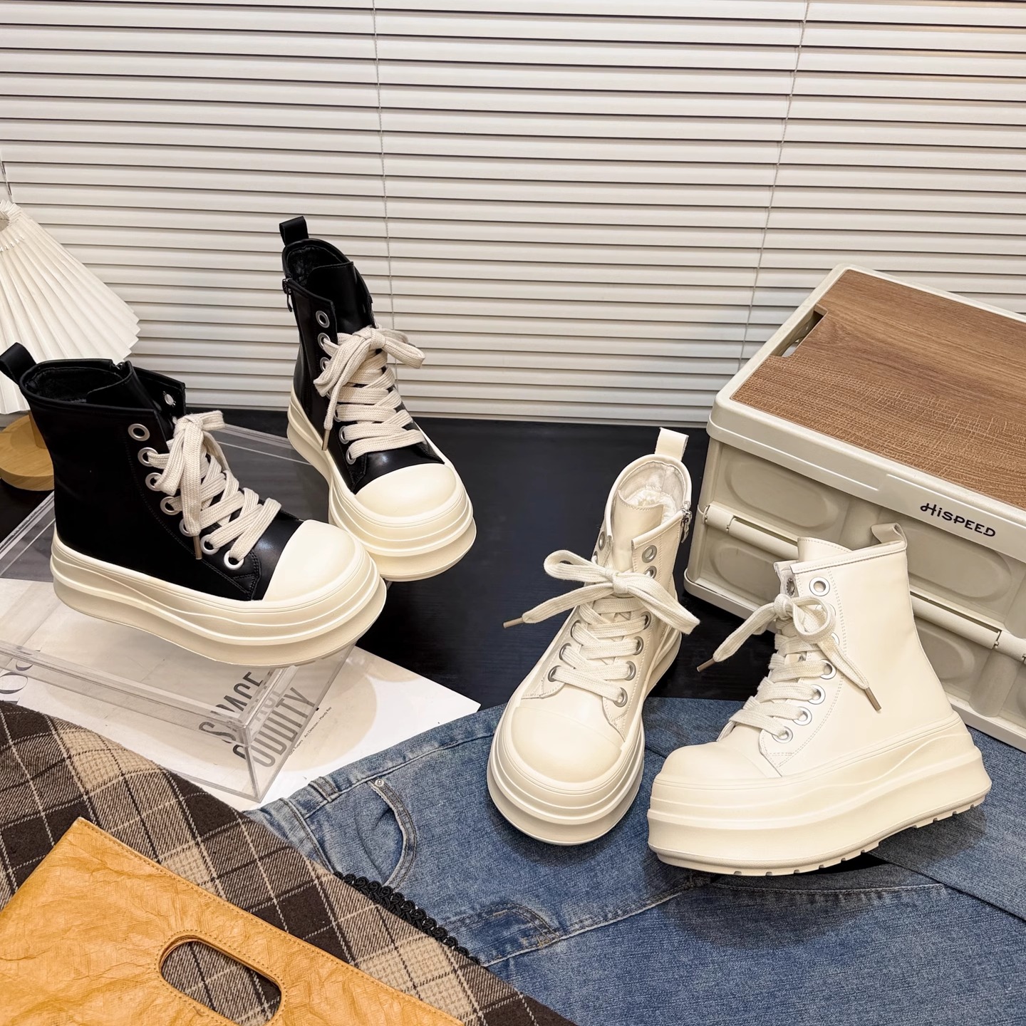 日本OFFCAT真皮松糕厚底高帮鞋休闲板鞋女加绒小白鞋大头马丁靴潮