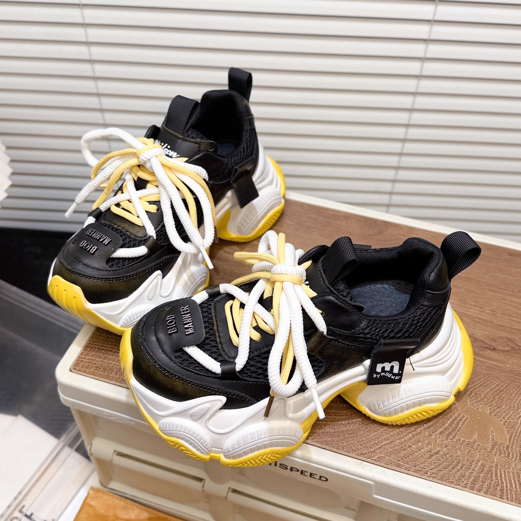 日本OFFCAT真皮松糕厚底做旧脏脏老爹鞋女2026款增高休闲运动单鞋