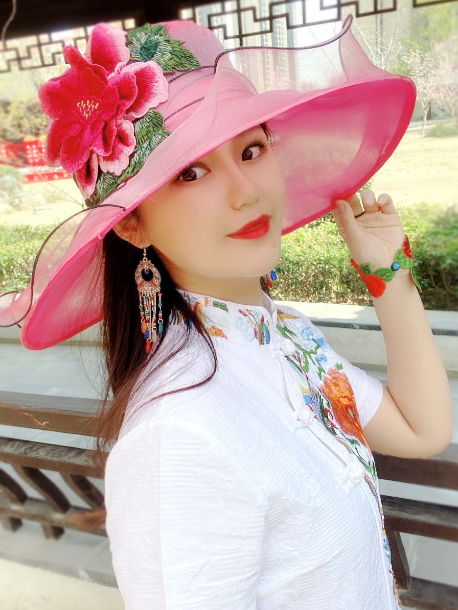 民族风优雅刺绣帽子女夏季花朵防晒遮阳帽大檐帽