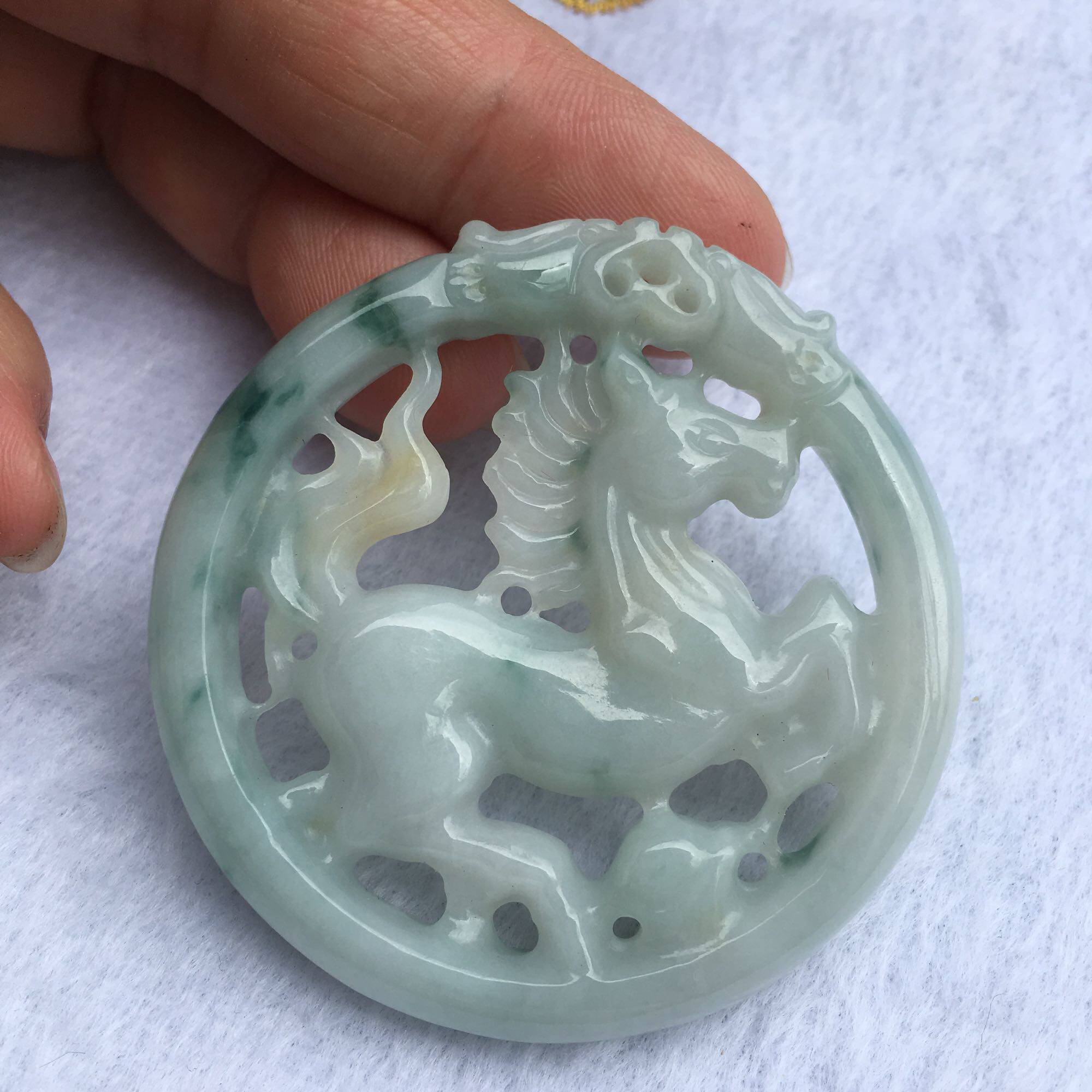 缅甸a货翡翠生肖马吊坠 黄翡飘花挂坠 双面雕项坠 男士玉佩玉坠