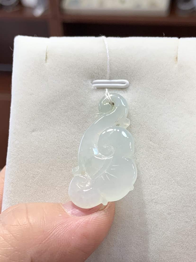 天然A货翡翠玉如意吊坠 冰种起莹如意花挂坠 玉佩 女款玉坠项坠