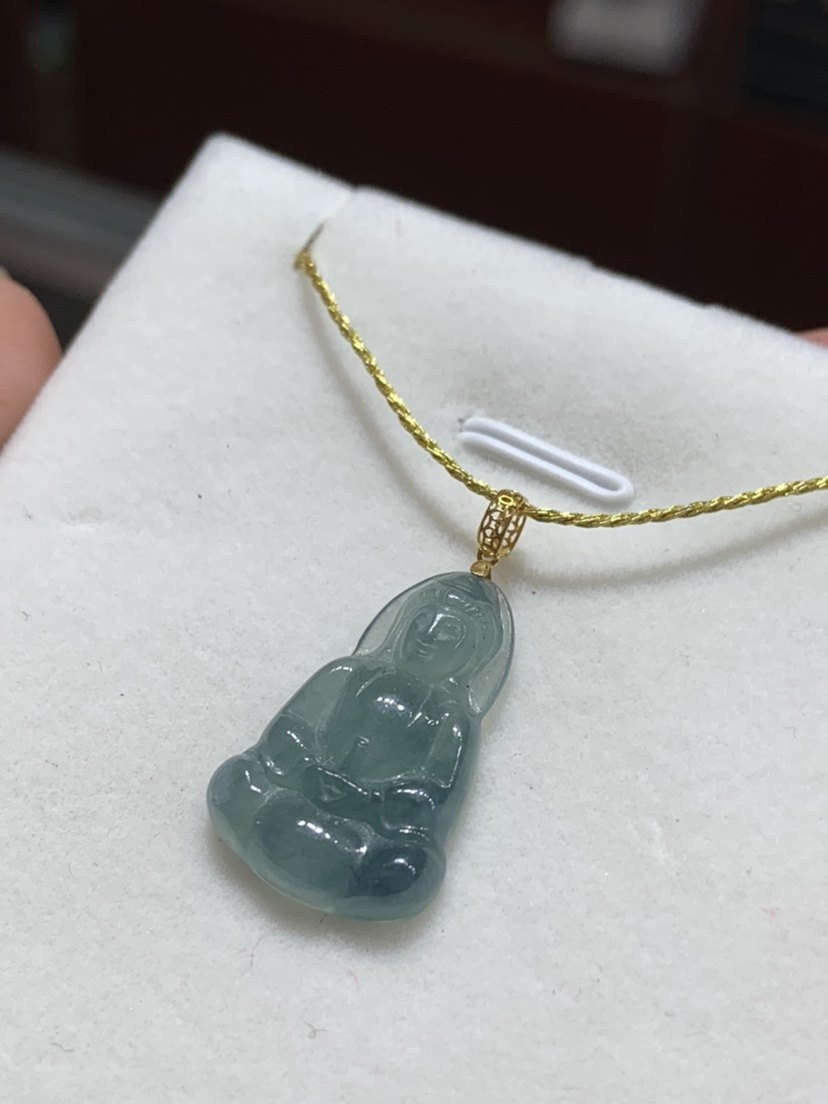 18K镶嵌天然A货翡翠吊坠 冰种满绿观音挂坠 迷你小观音项坠