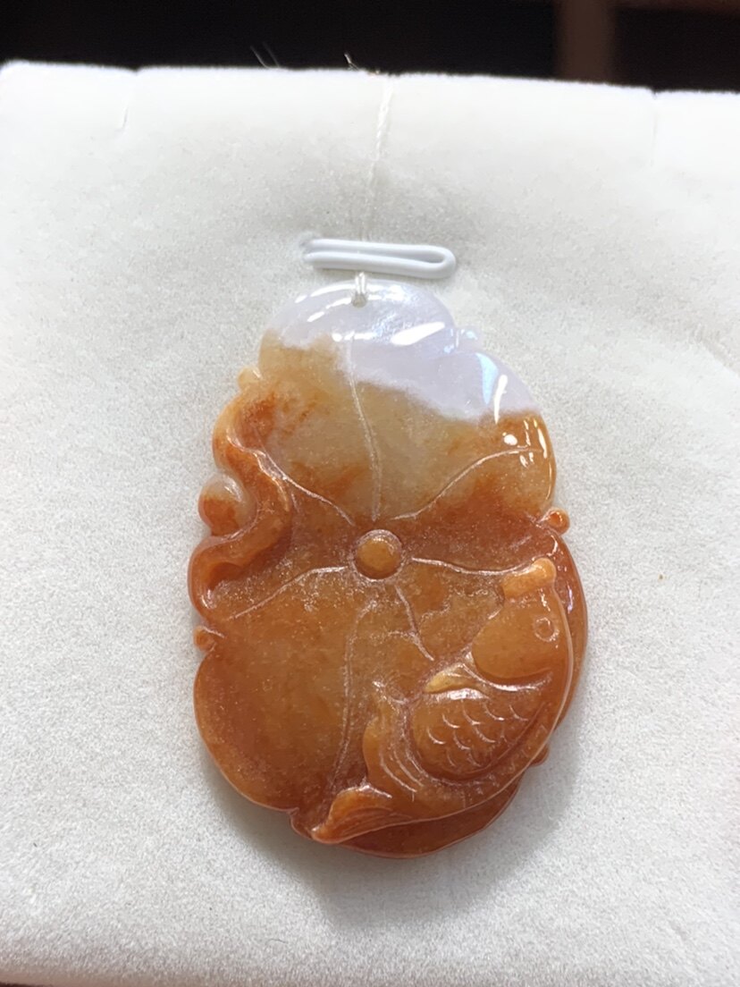 天然A货翡翠玉吊坠 红翡荷叶鱼挂坠 连年有余玉坠 毛衣链项坠