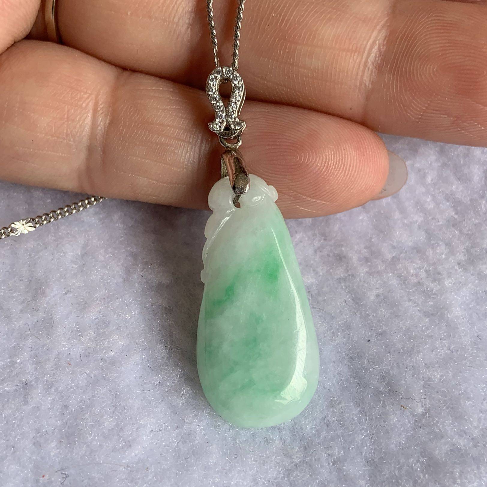 天然飘阳绿翡翠玉吊坠福瓜项坠招财福袋玉坠银扣玉坠女士款礼物