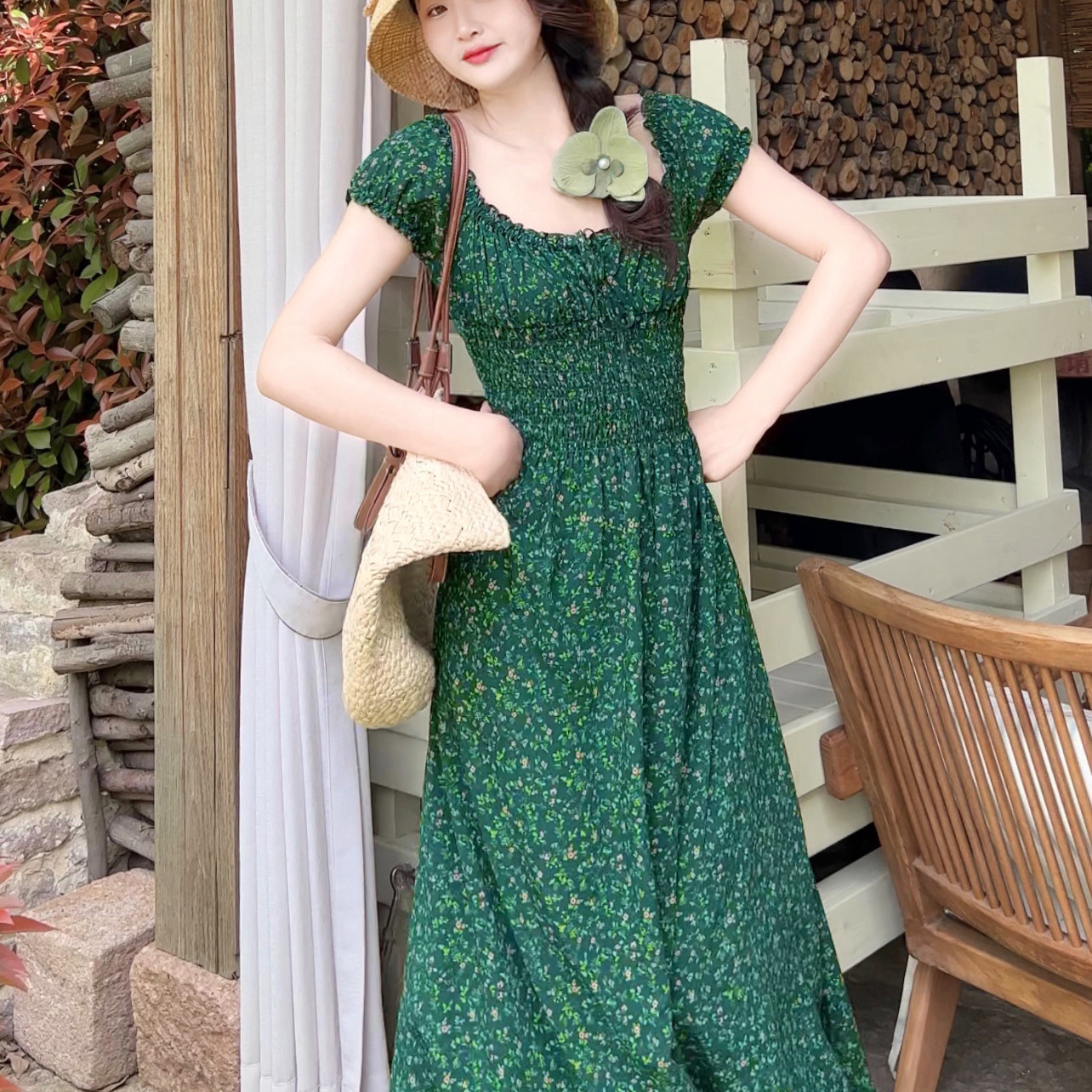乔与乔伊 刺梨青绿 法式田园绿色碎花裙显白收腰长裙