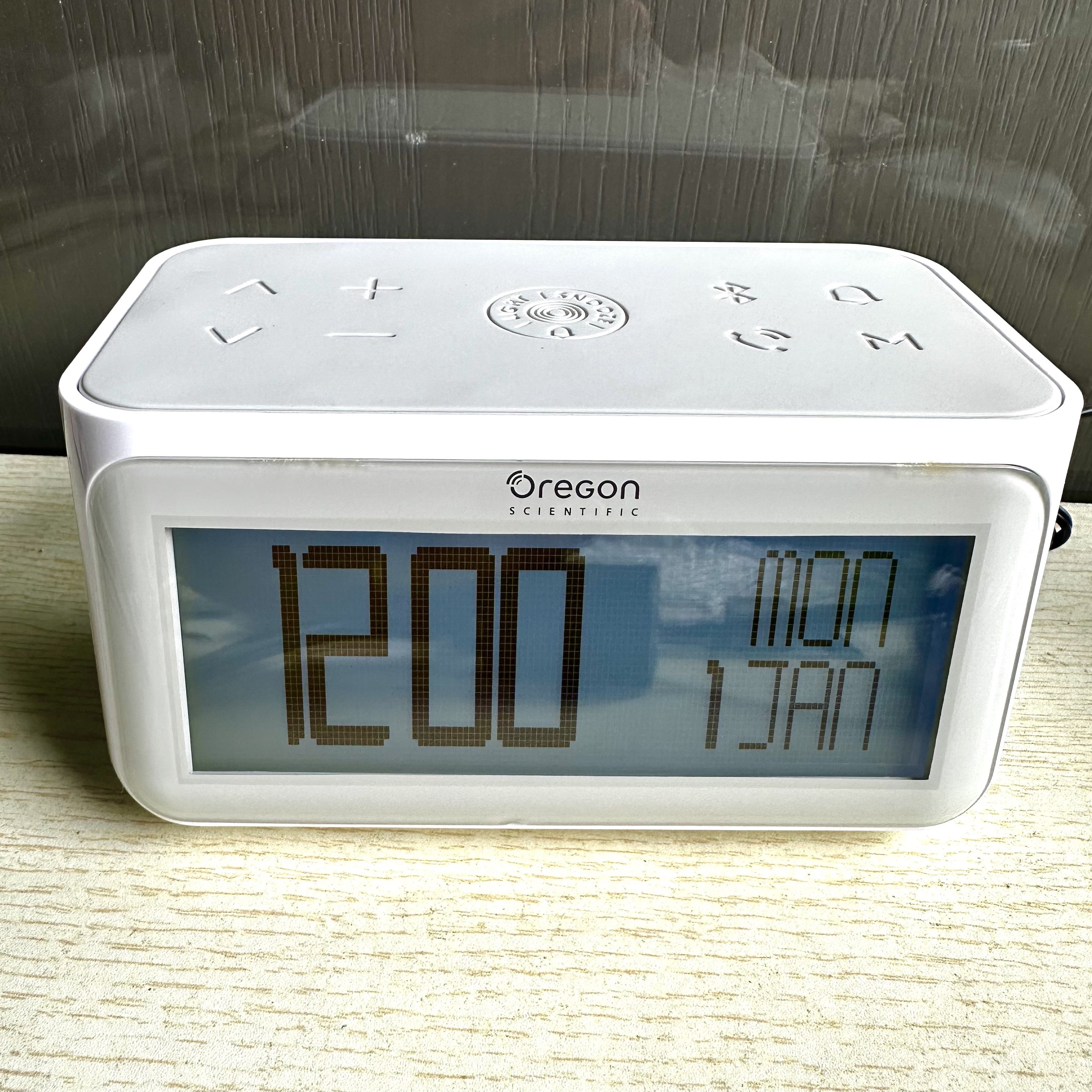 欧西亚家用智能蓝牙音箱时钟专用起床神器宿舍桌面电子多功能闹钟