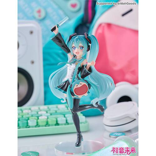 正版 Furyu 初音未来 UWA系列 软乎乎笑容痛包ver.手办