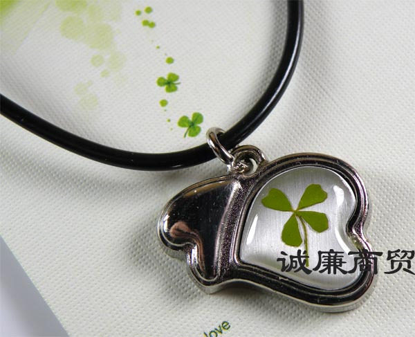幸运草心心相印项链金属吊坠
