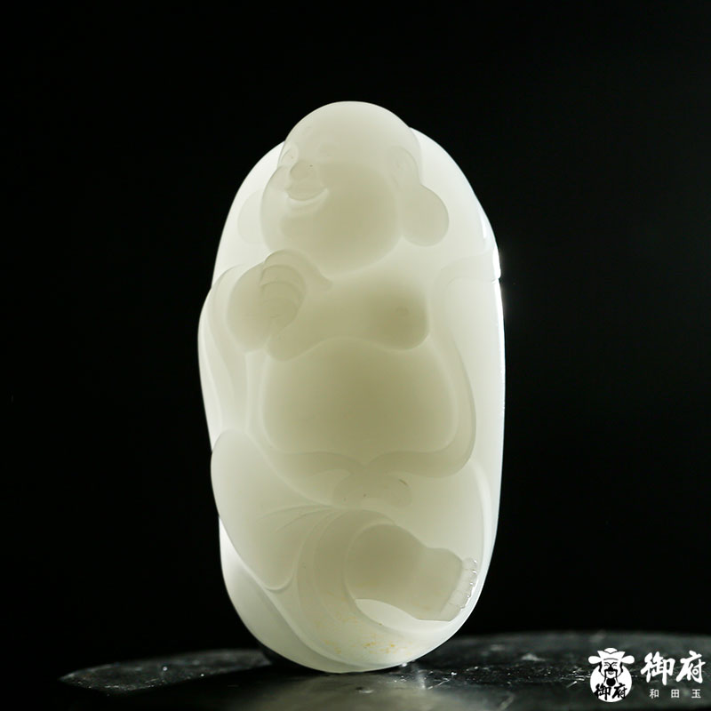 新疆和田玉黄皮一级白玉籽玉把件欢喜弥勒106.1克天然籽料