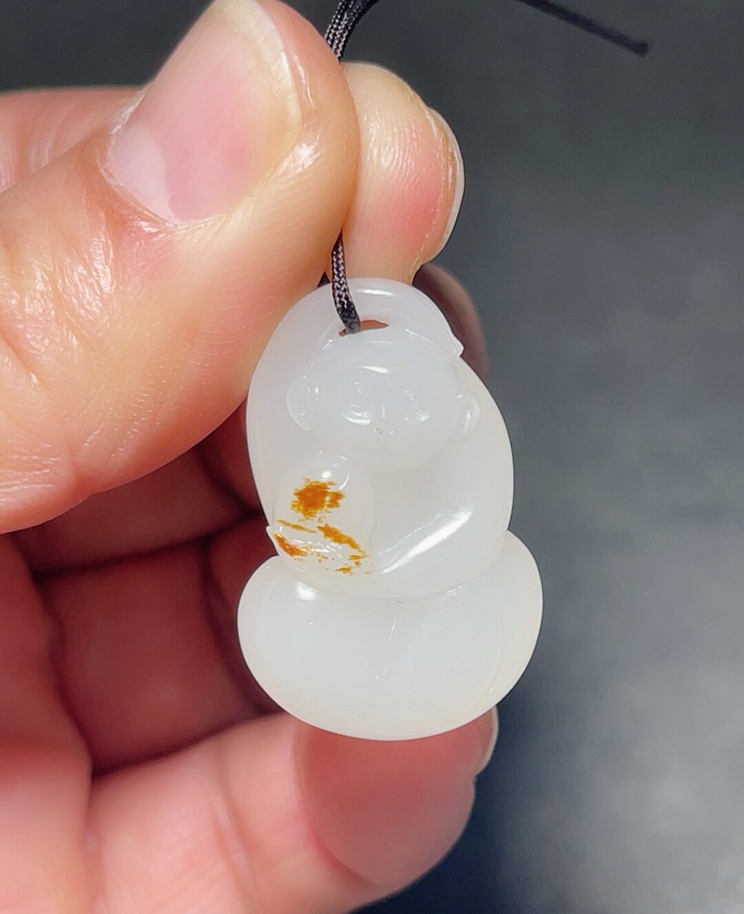 天然新疆和田玉白玉籽料把件挂件挂坠吊坠生肖猴10.5克