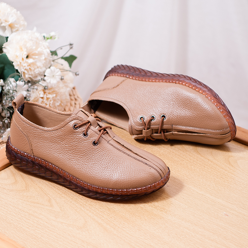 妈妈鞋女中年真皮软底单鞋爱谁带