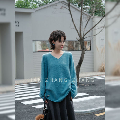 简绒V领显瘦松弛感V领毛衣针织衫