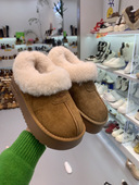 2025新款 子 皮毛一体短筒面包鞋 厚底雪地靴女冬季 加绒加厚保暖棉鞋