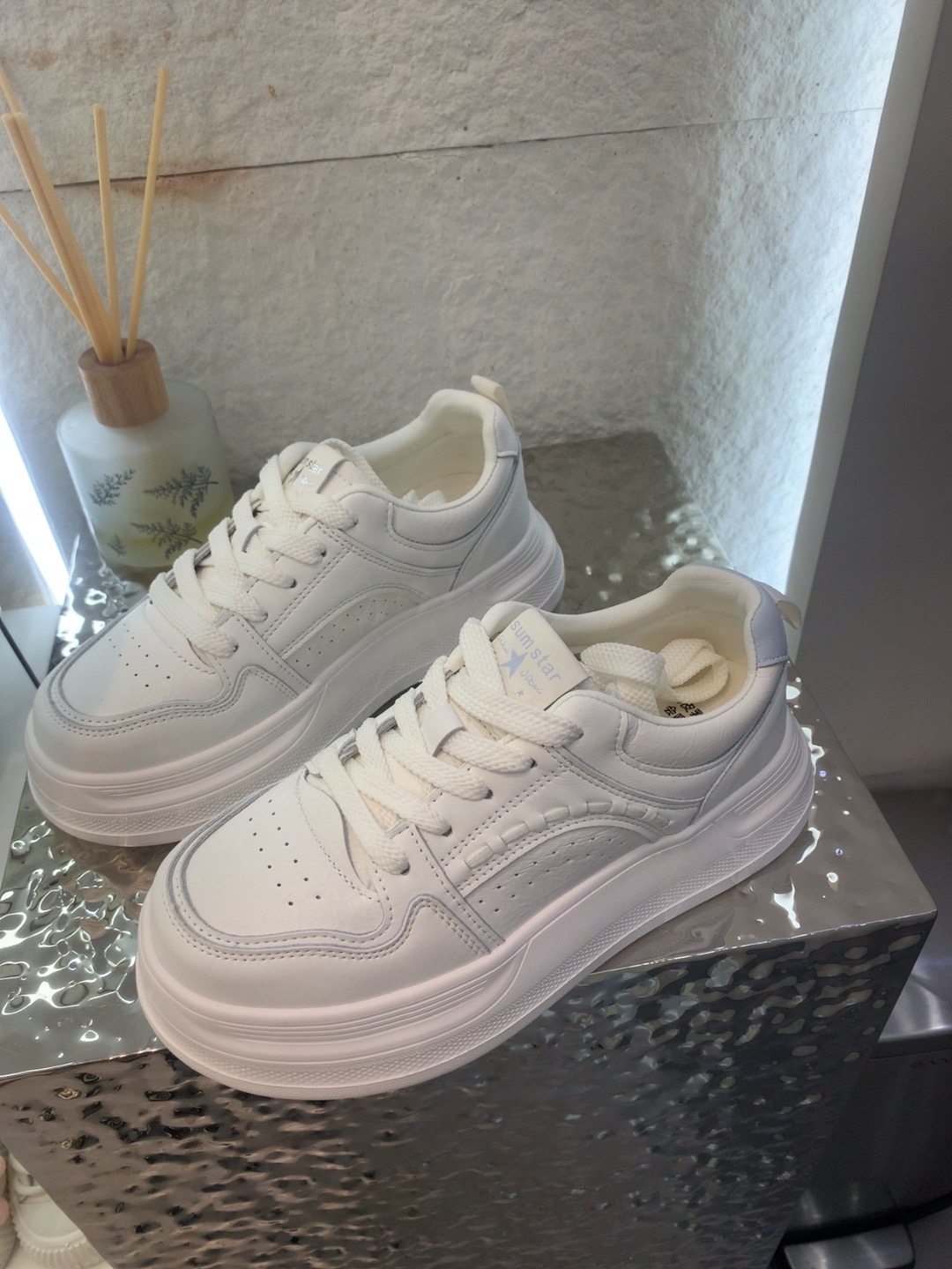 真皮厚底小白鞋女2026年春季新款厚底增高休闲百搭运动板鞋女,女鞋,时尚休闲鞋,淘宝优惠券,粉丝福利购,淘宝优惠卷