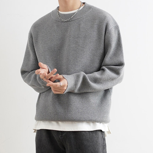 纯色针织圆领宽松毛衣