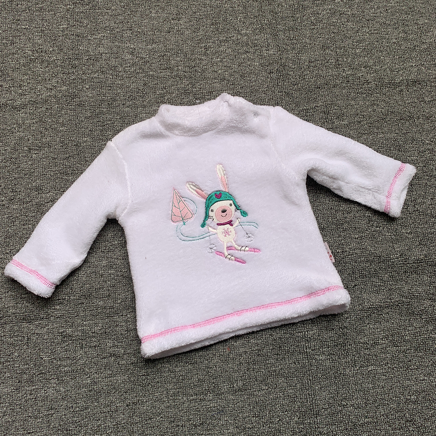 0-3个月 外贸单新生初生婴儿女宝宝珊瑚绒滑雪刺绣圆领罩衣外套