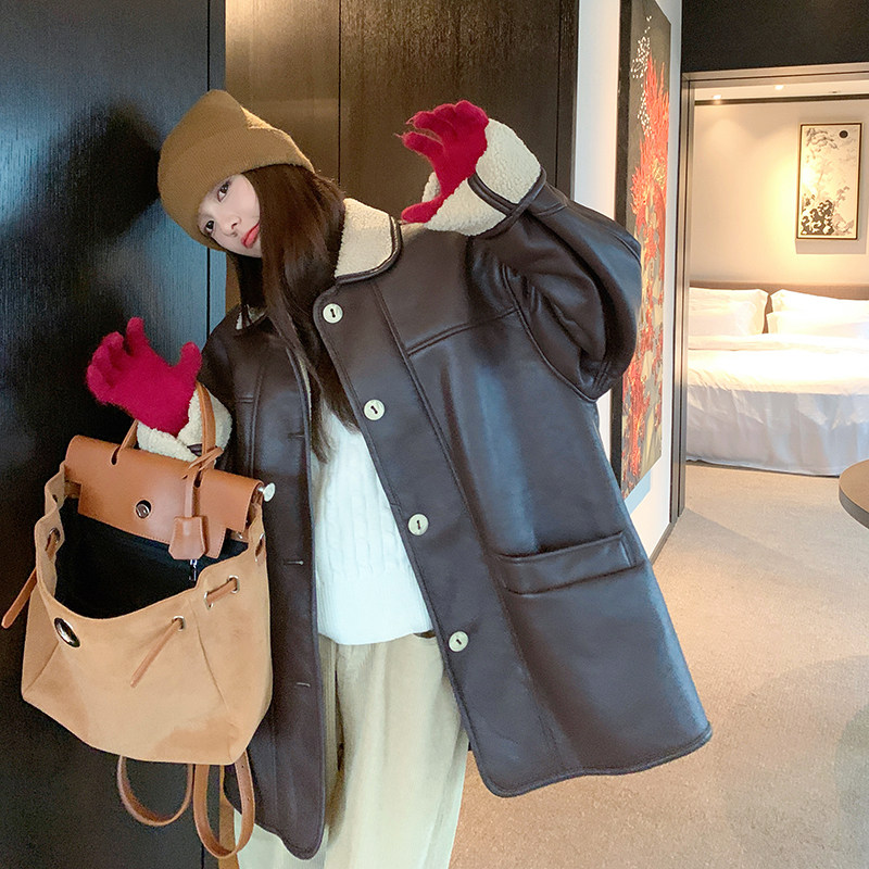 咖色复古羊羔毛外套女2024秋冬新款时髦加绒加厚皮毛一体机车服潮,女装短外套,浙宝251