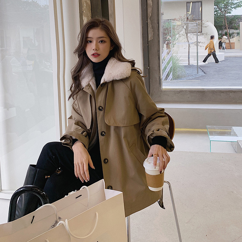 【现货】主推款数据卡其色兔毛派克服872-P175K258，女装派克服，浙宝251