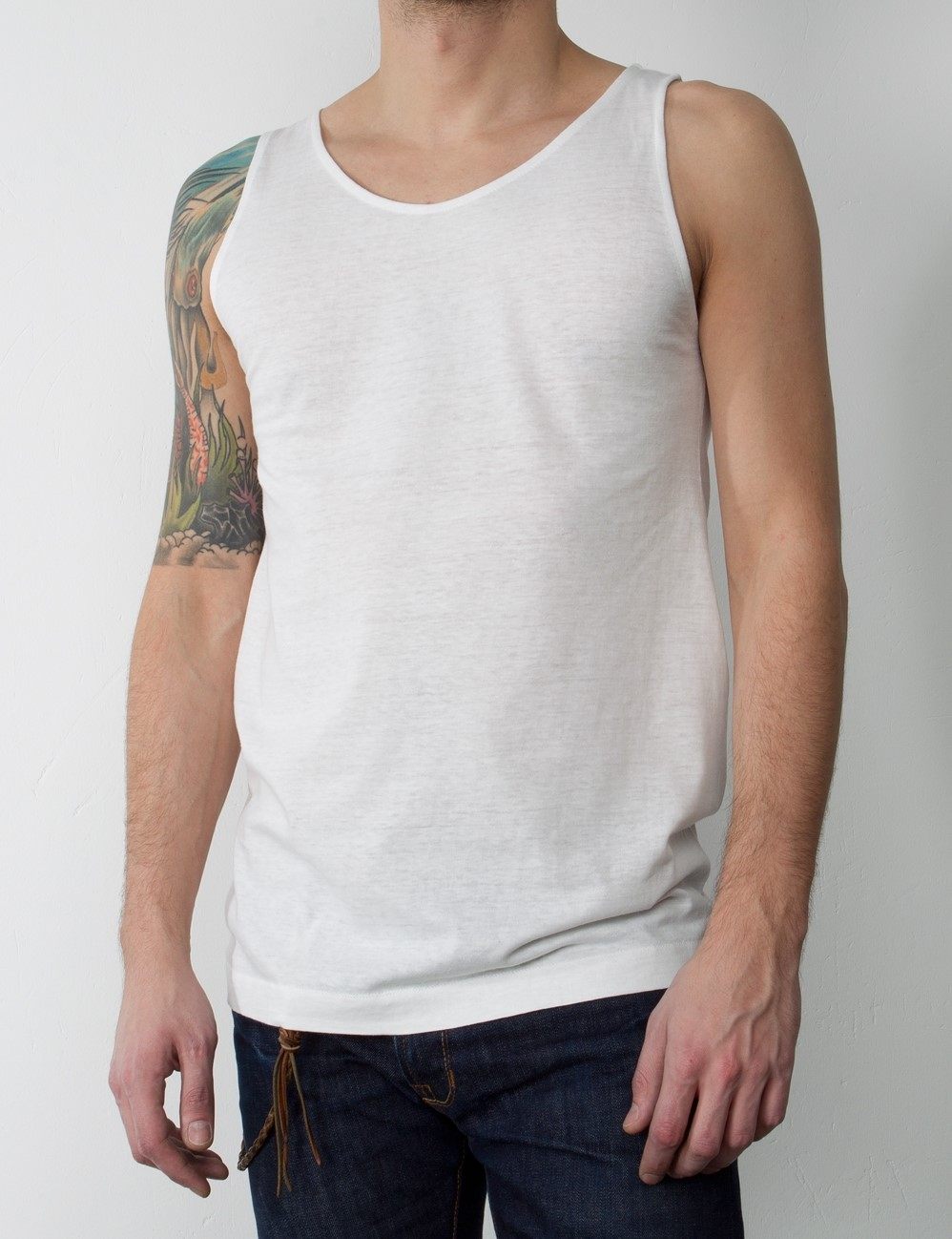 德國制造MERZ B SCHWANEN小天鵝人造絲複古無袖打底衫無縫背心男在類目 男裝, T恤中 - 來自Buy2taobao.com提供專業的淘寶代購服務