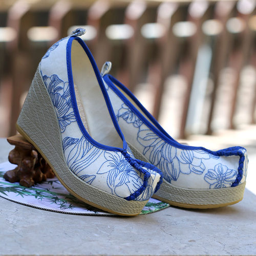 古风鞋子汉服鞋子绣花鞋