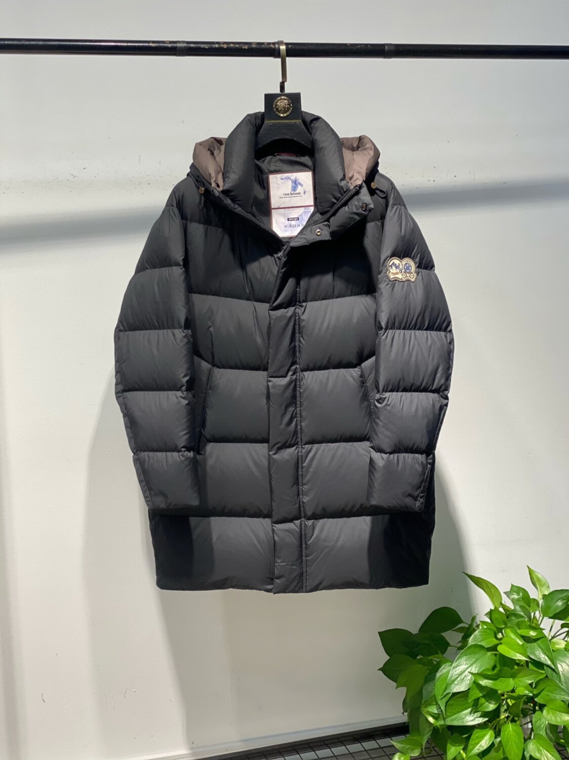 加厚休闲中长款羽绒服vzz连帽