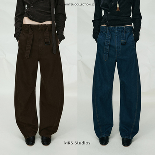 腰带可调节侧边弧形弯刀廓形解构牛仔长裤 MRS Studios复古摩登