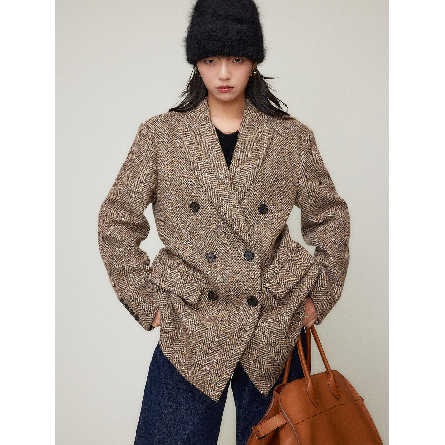 鱼骨花式金银丝西装大衣