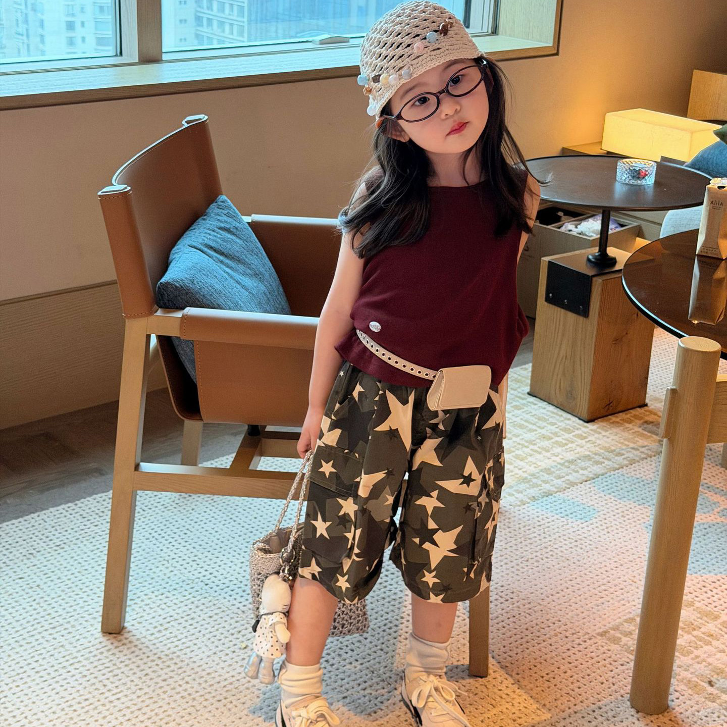 女童夏季套装2026新款韩版宝宝洋气叠穿背心儿童时髦星星迷彩裤潮