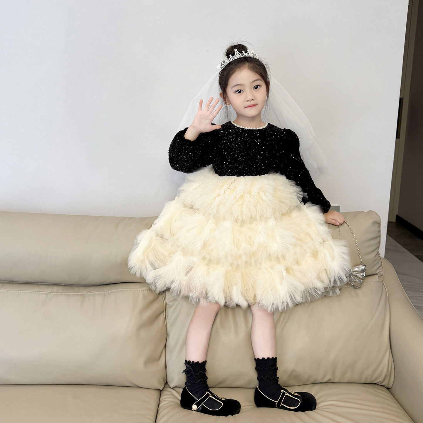 女童亮片加绒连衣裙2025秋冬儿童