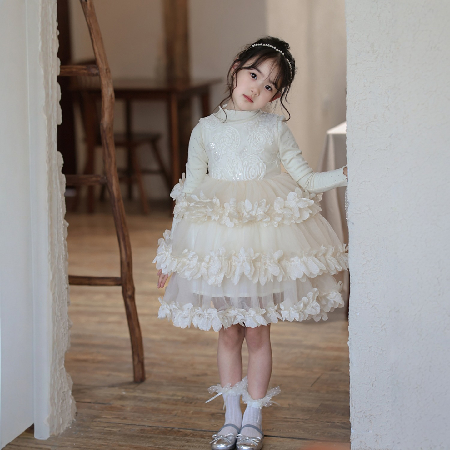 女童花瓣网纱蛋糕连衣裙蓬蓬公主