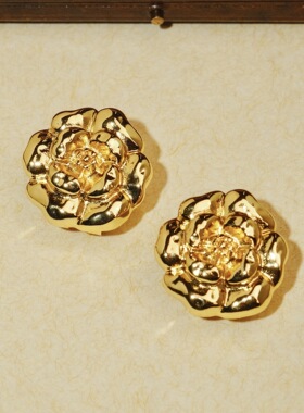 《金香山茶》复古小香立体金色山茶花耳饰秋冬老钱风素金耳钉耳夹