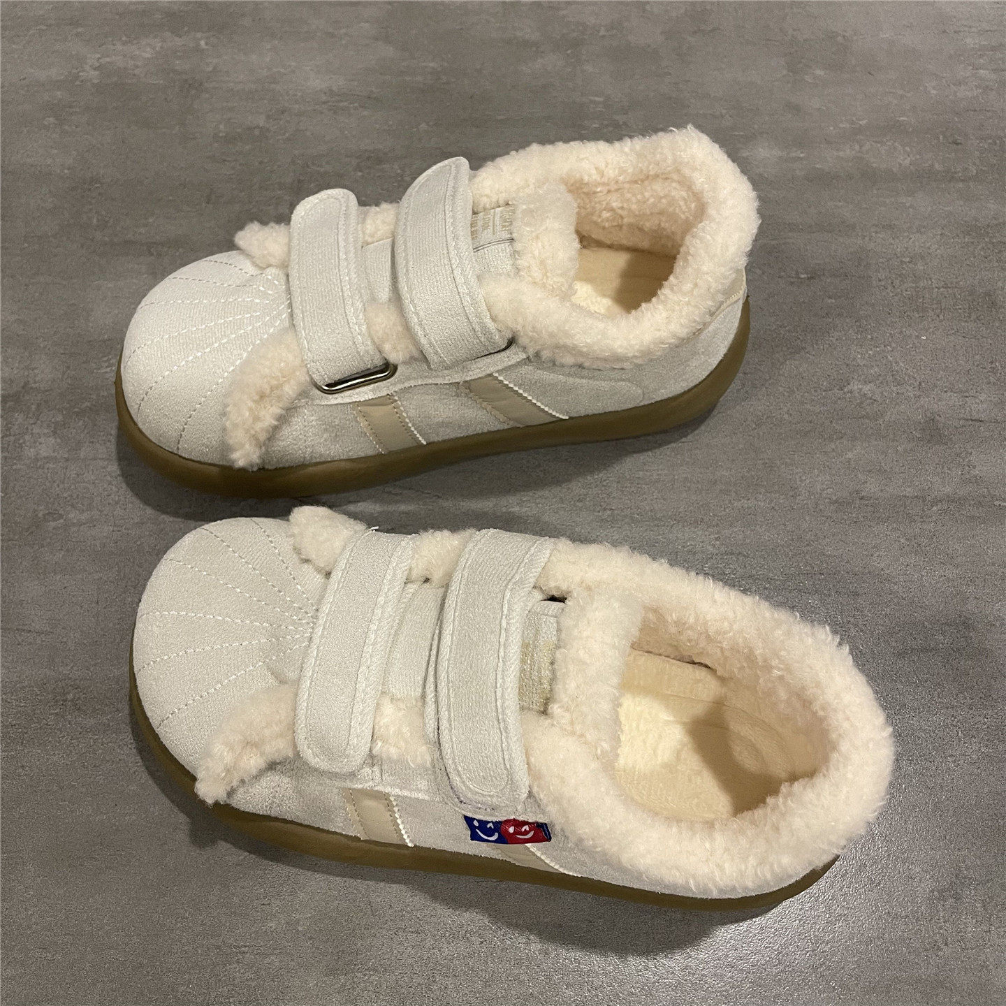 版翻毛皮加绒棉鞋女冬季