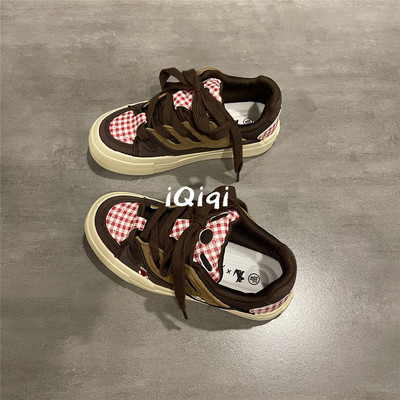 七七主人家 美式复古厚底面包鞋女2025秋季新款学生百搭板鞋女鞋