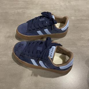 七七主人家 配阔腿裤的鞋子女2024新款爆款运动鞋女今年流行板鞋