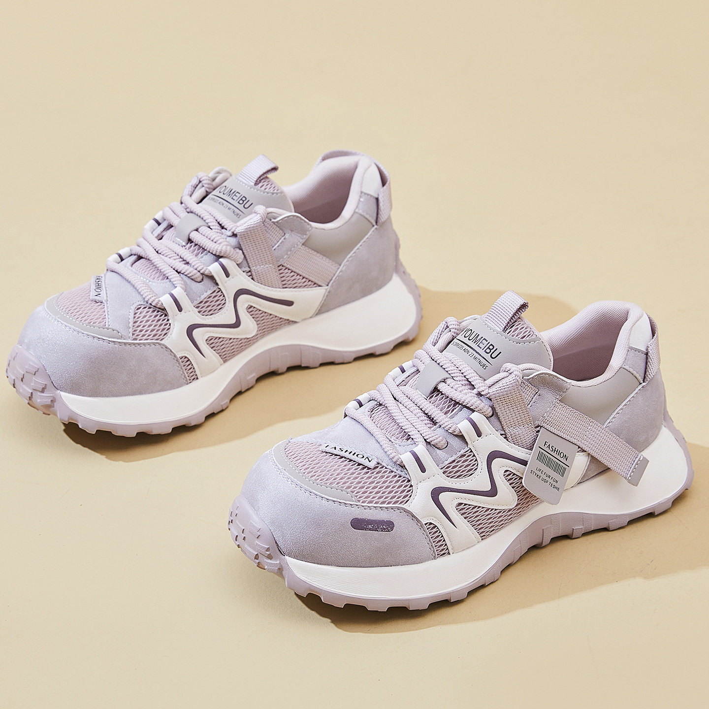 春款鞋子女2026新款配裙子轻便软底潮流女鞋真皮百搭老爹鞋运动鞋