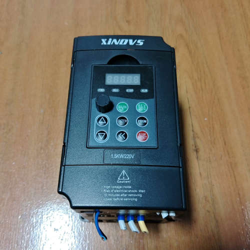 欣捷思变频器Y500-Y0015M1，功率1.5kw2.2议价