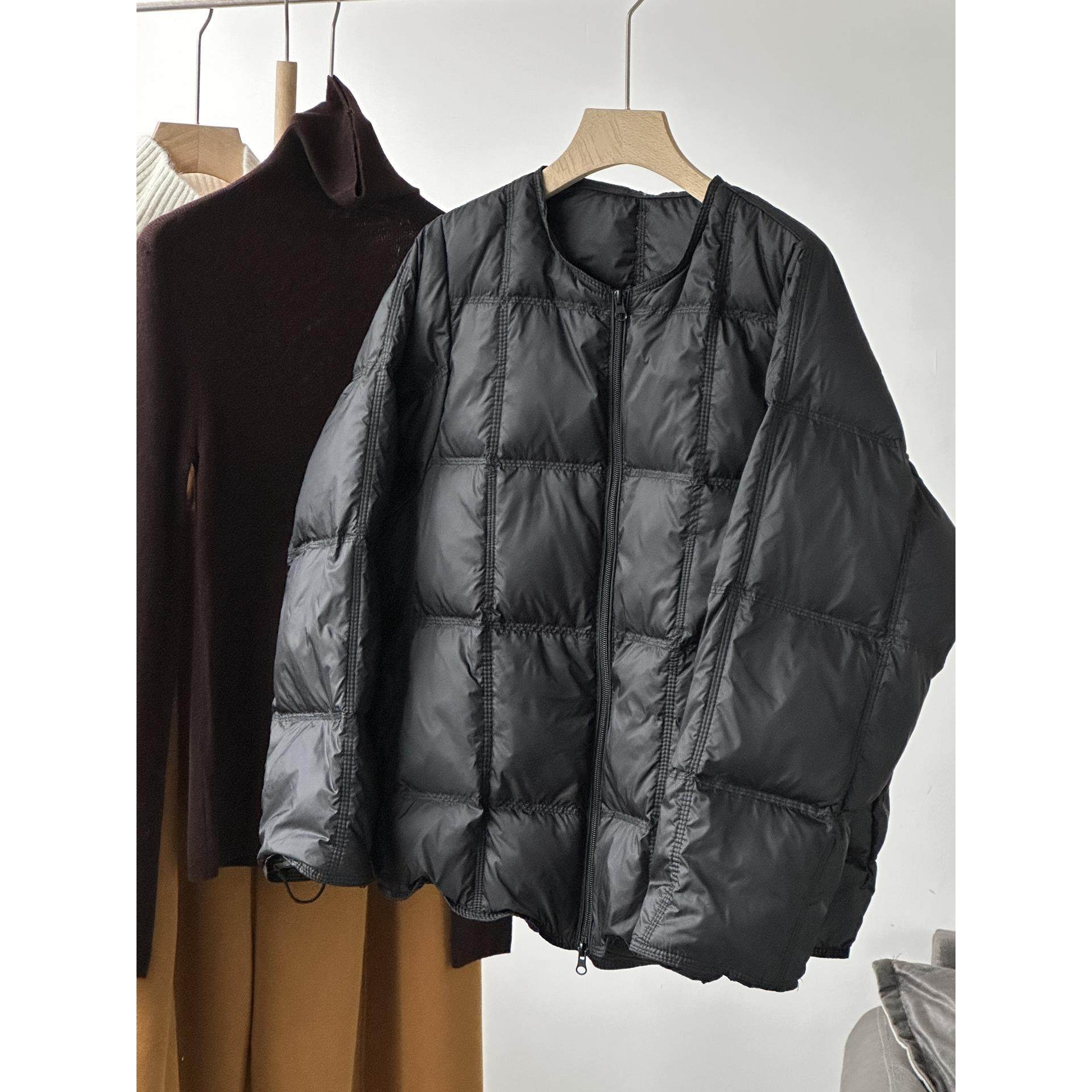 欧韩女装2025冬季新款欧洲站时尚洋气豆腐块格纹羽绒服轻奢娃娃领