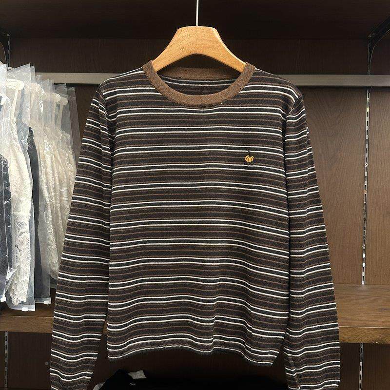 实体女装季咖色2条纹圆款领套头针织衫女026秋新软糯内搭毛衣女上